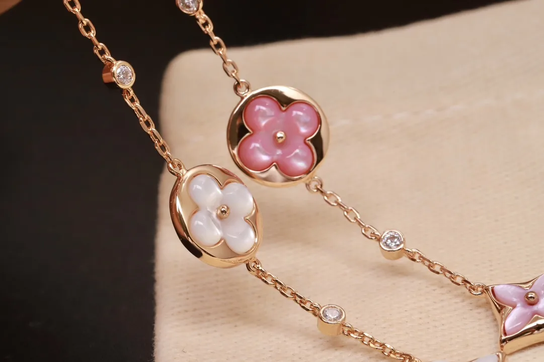 Monogram Flower Mother-of-Pearl Bracelet (Gold-Plated Brass) D16017585 — view 5