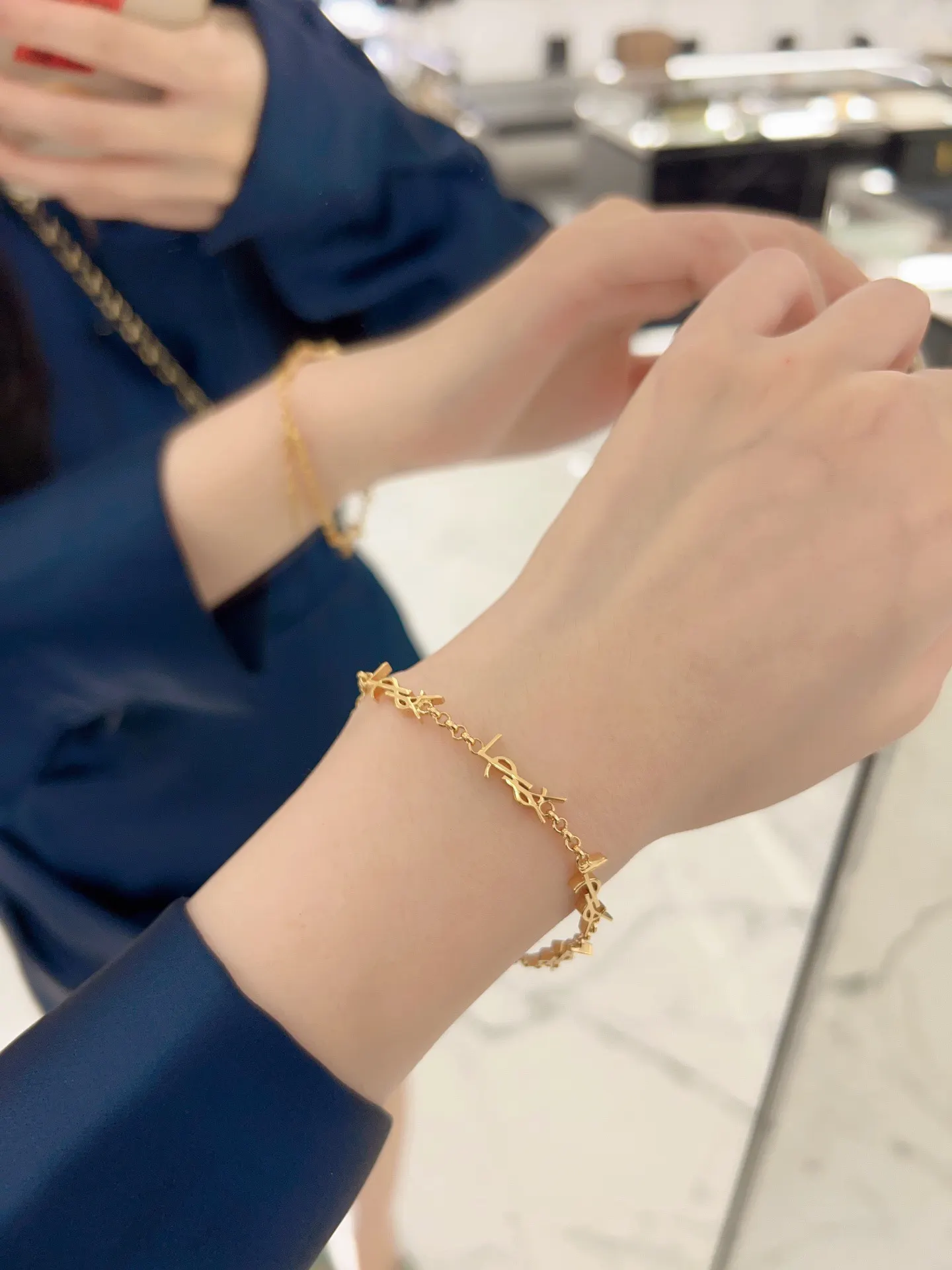 Monogram Multi-Logo Chain Bracelet (Brass) D13517321 — view 8