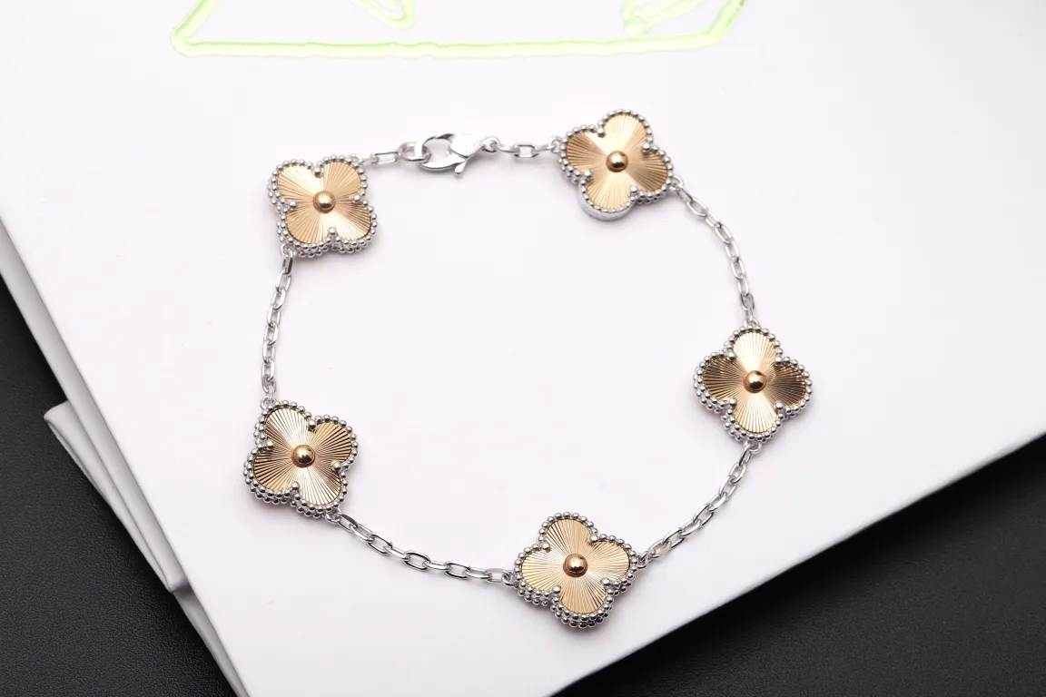 Guilloché Five-Motif Clover Bracelet (Sterling Silver) D30016647 — view 4