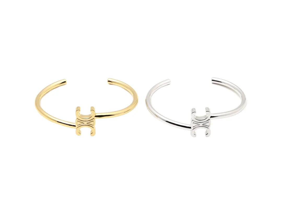 Triomphe Logo Cuff Bracelet D14017320