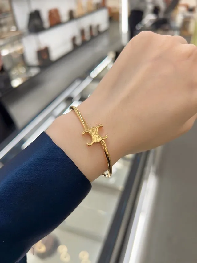 Triomphe Logo Cuff Bracelet D14017320 — view 8