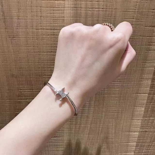 Triomphe Logo Cuff Bracelet D14017320 — view 9
