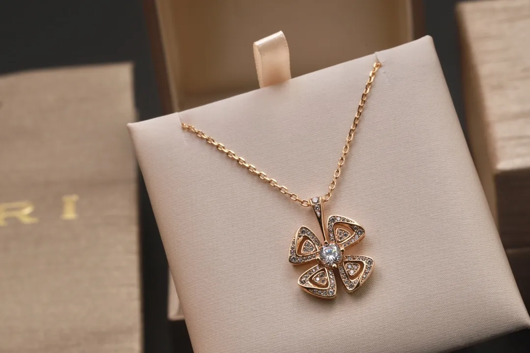 Fiorever Diamond Flower Pendant Necklace D12017143 — view 5