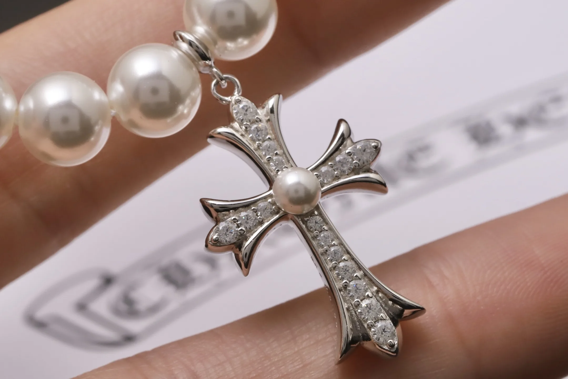 Chrome Hearts x Mikimoto Pearl Cross Pendant Necklace D28517399 — view 7