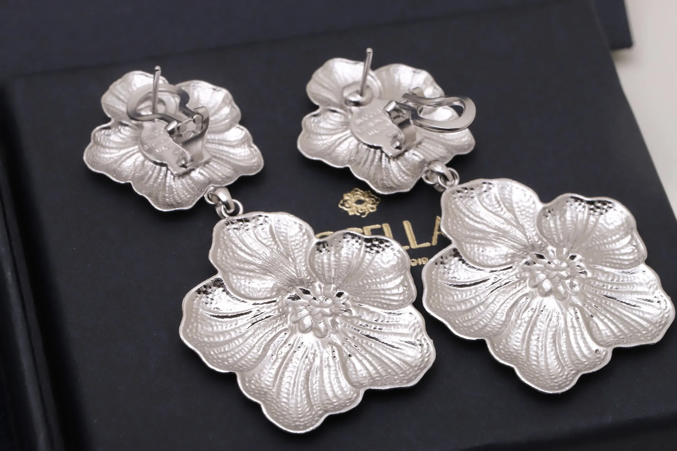 Gardenia Blossom Drop Earrings with Pink Stones D148016826 — view 6