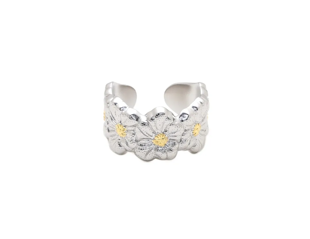 Gardenia Engraved Floral Band Ring D39016854