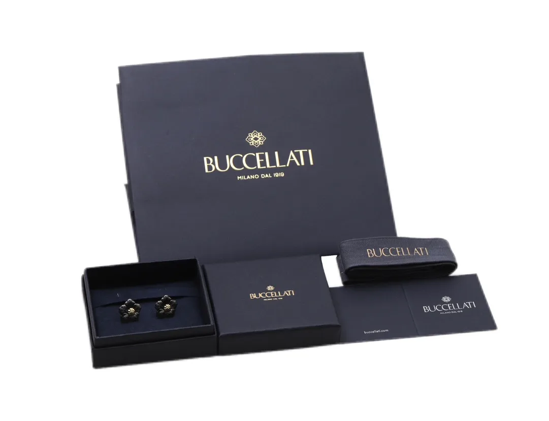 Blossoms Gardenia Stud Earrings D34016838 — view 2