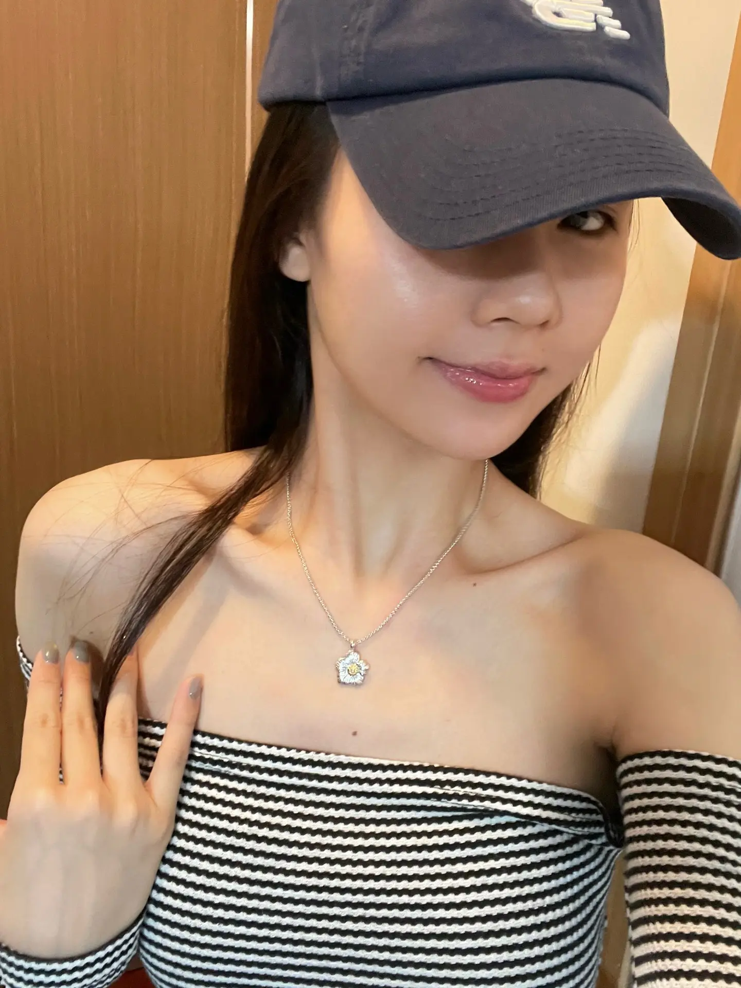 Buccellati Gardenia Diamond Pendant Necklace D53016814 — view 8