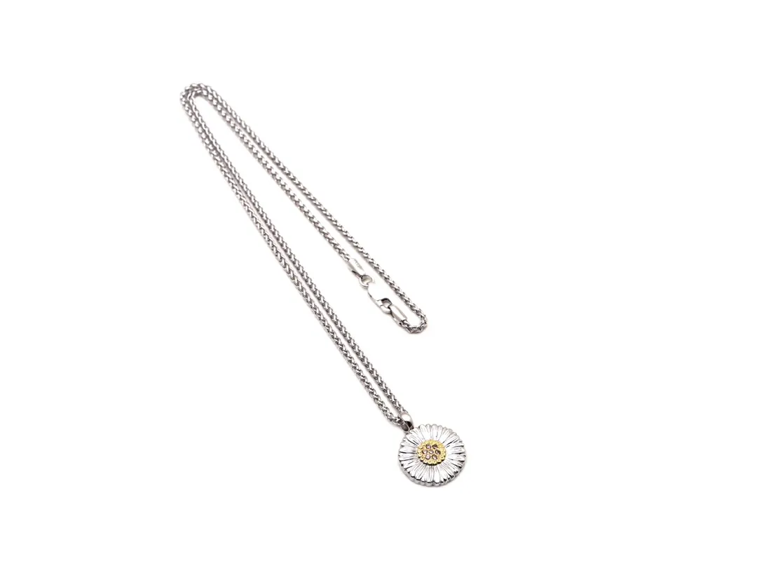 Buccellati Daisy Pendant Necklace with Diamonds D53016816