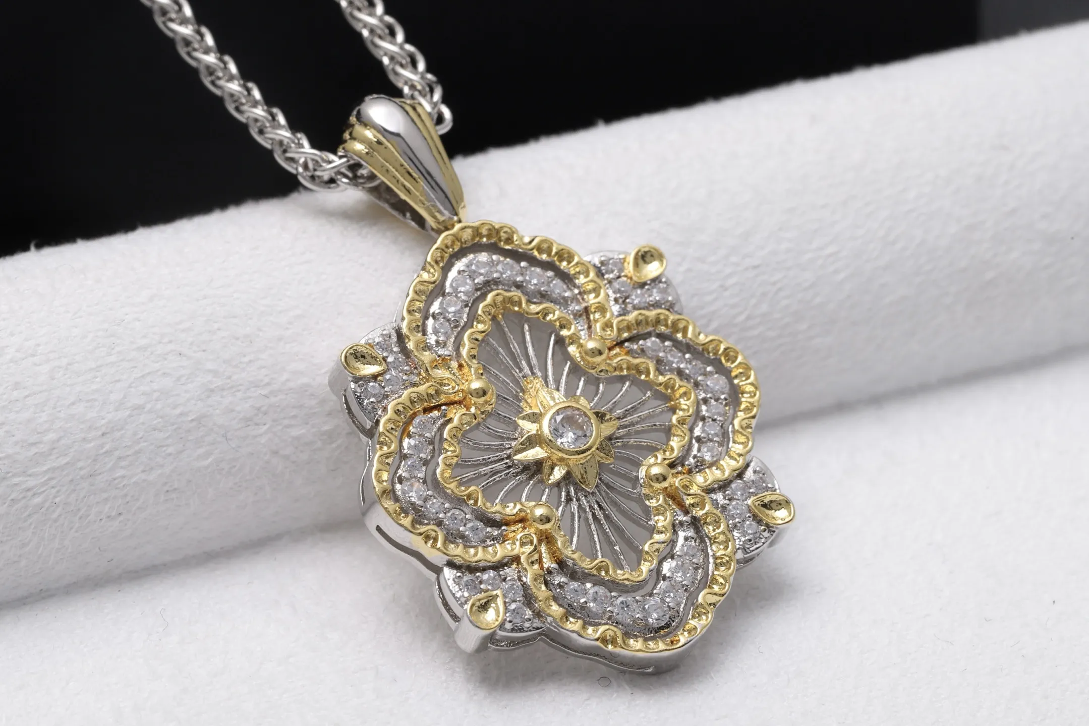 Opera Tulle Flower Pendant Necklace (Gold-Plated Brass) D12516758 — view 7