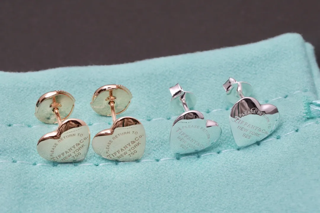 Heart Stud Earrings in Gold-Plated Sterling Silver D12517374 — view 2