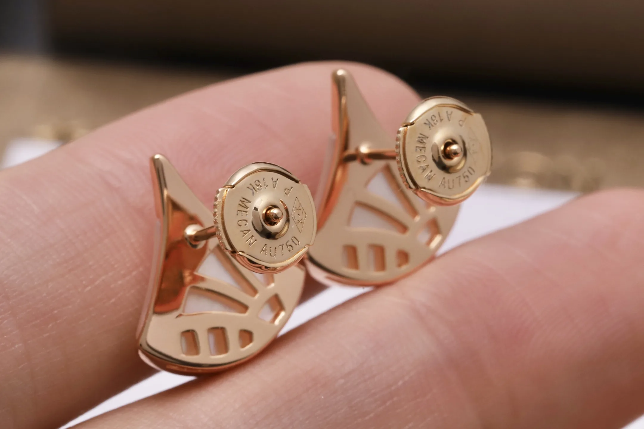 Divas' Dream Mother-of-Pearl and Diamond Earrings D15517203 — view 6
