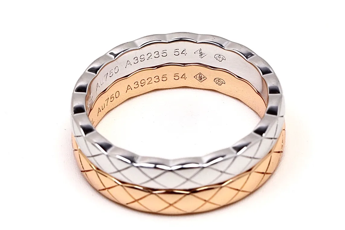Coco Crush Quilted Narrow Band Ring D22516797 — view 5