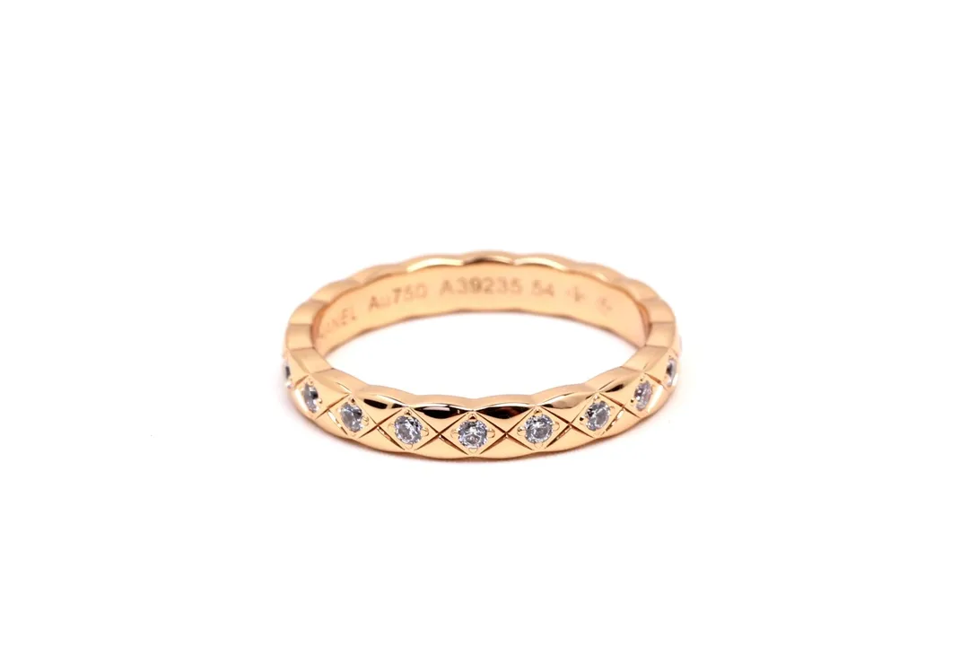 Coco Crush Diamond-Set Slim Ring D23516798 — view 2
