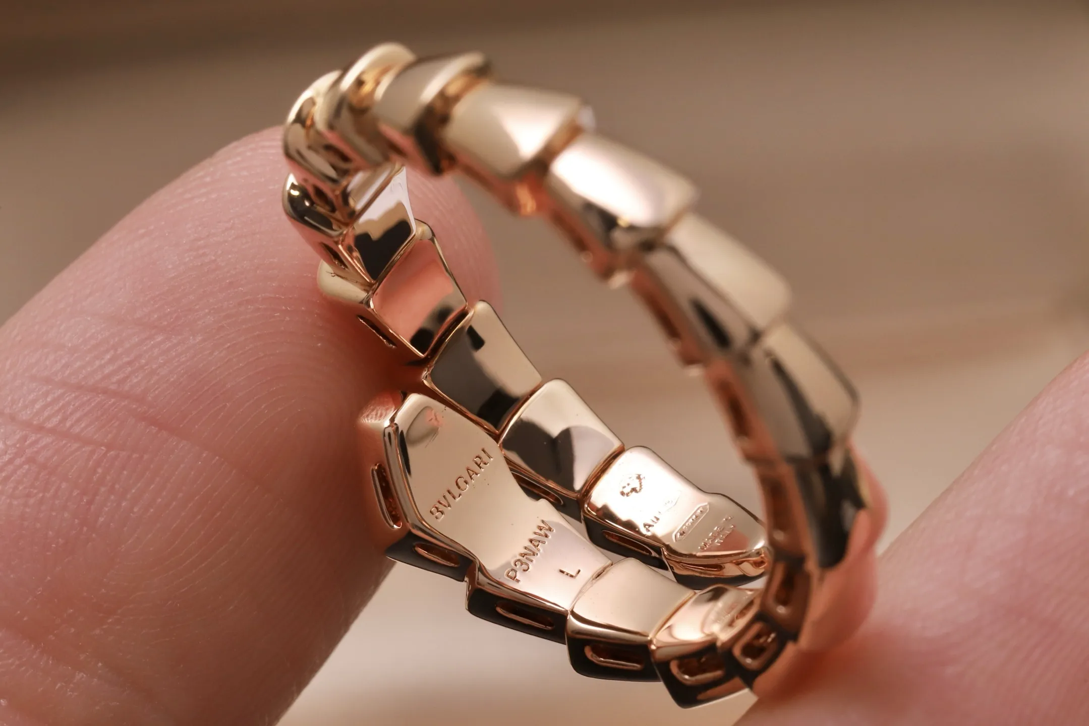 Serpenti Viper Ring with Crystal Accents D17017403 — view 6