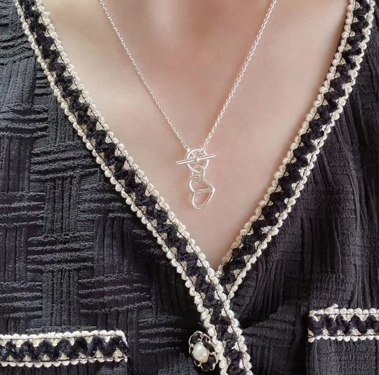 Vertige de Cœur Heart Pendant Necklace (Sterling Silver) D21516783 — view 9