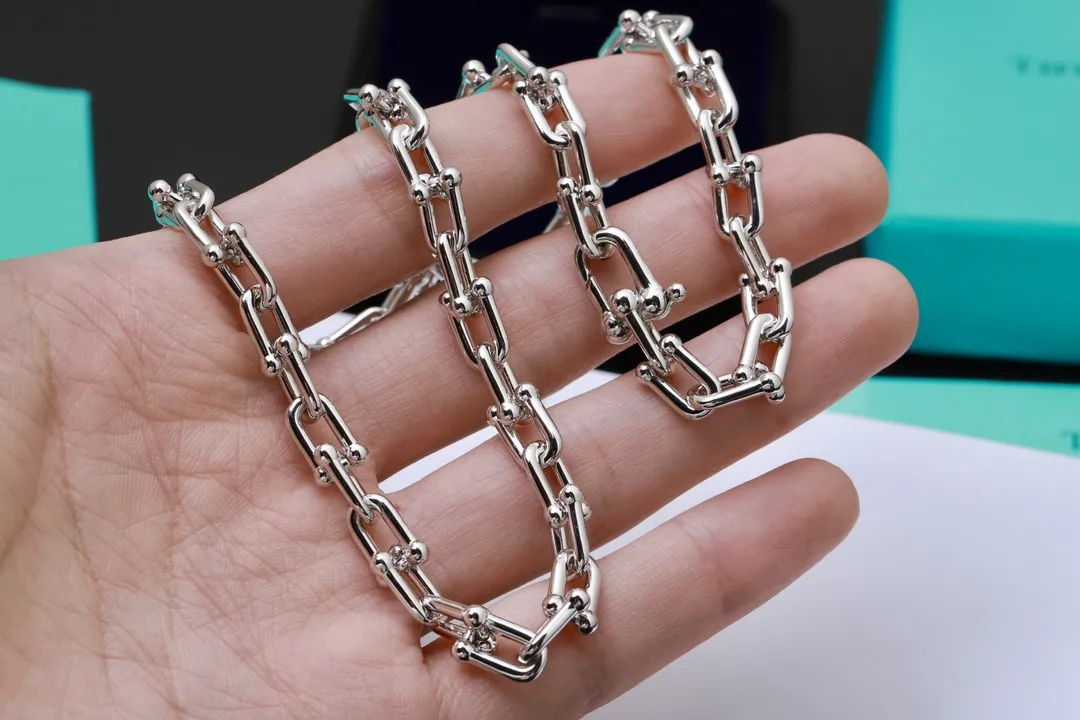 HardWear Graduated Link Necklace (Sterling Silver) D107017362 — view 4