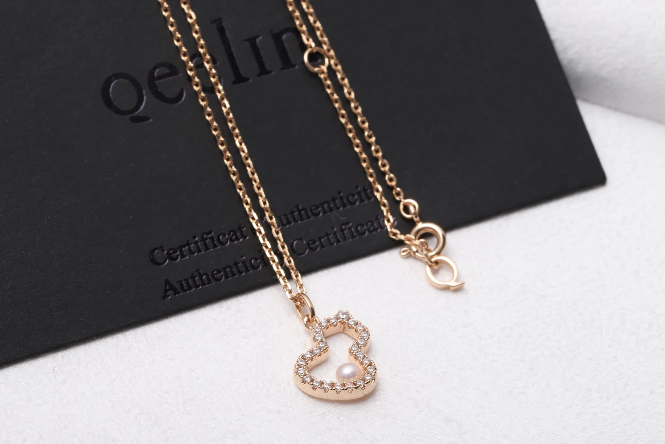Wulu Pearl and Diamond Pendant Necklace (Gold-Plated Brass) D14517045 — view 4