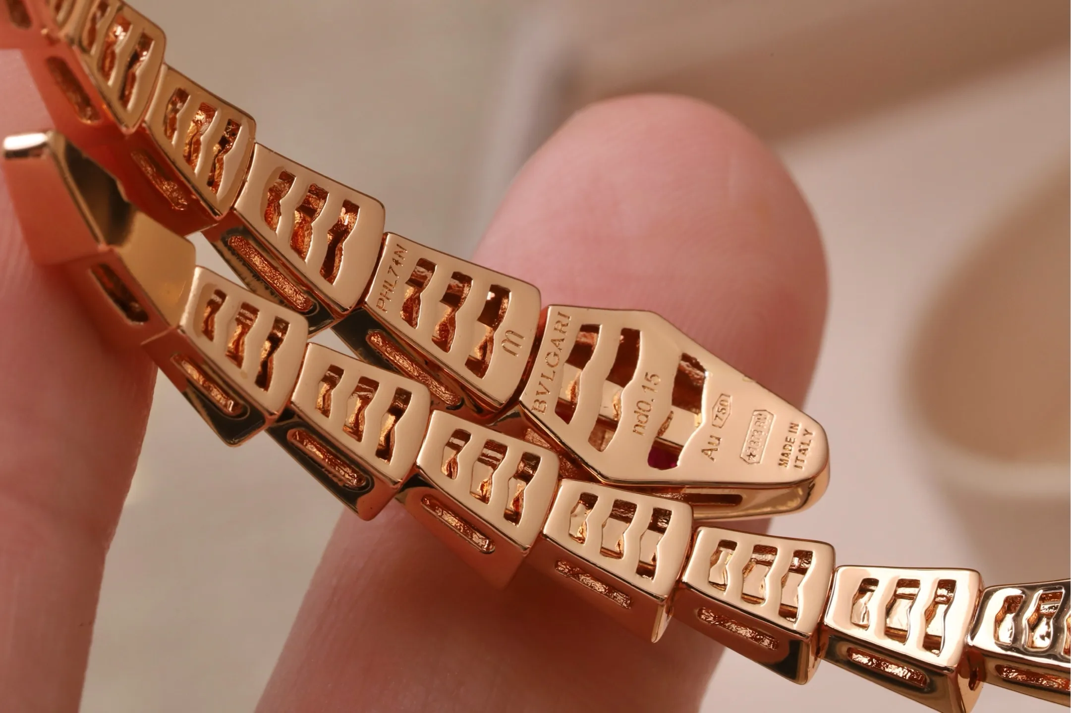 Serpenti Viper Ruby-Set Coil Bracelet D23517737 — view 6