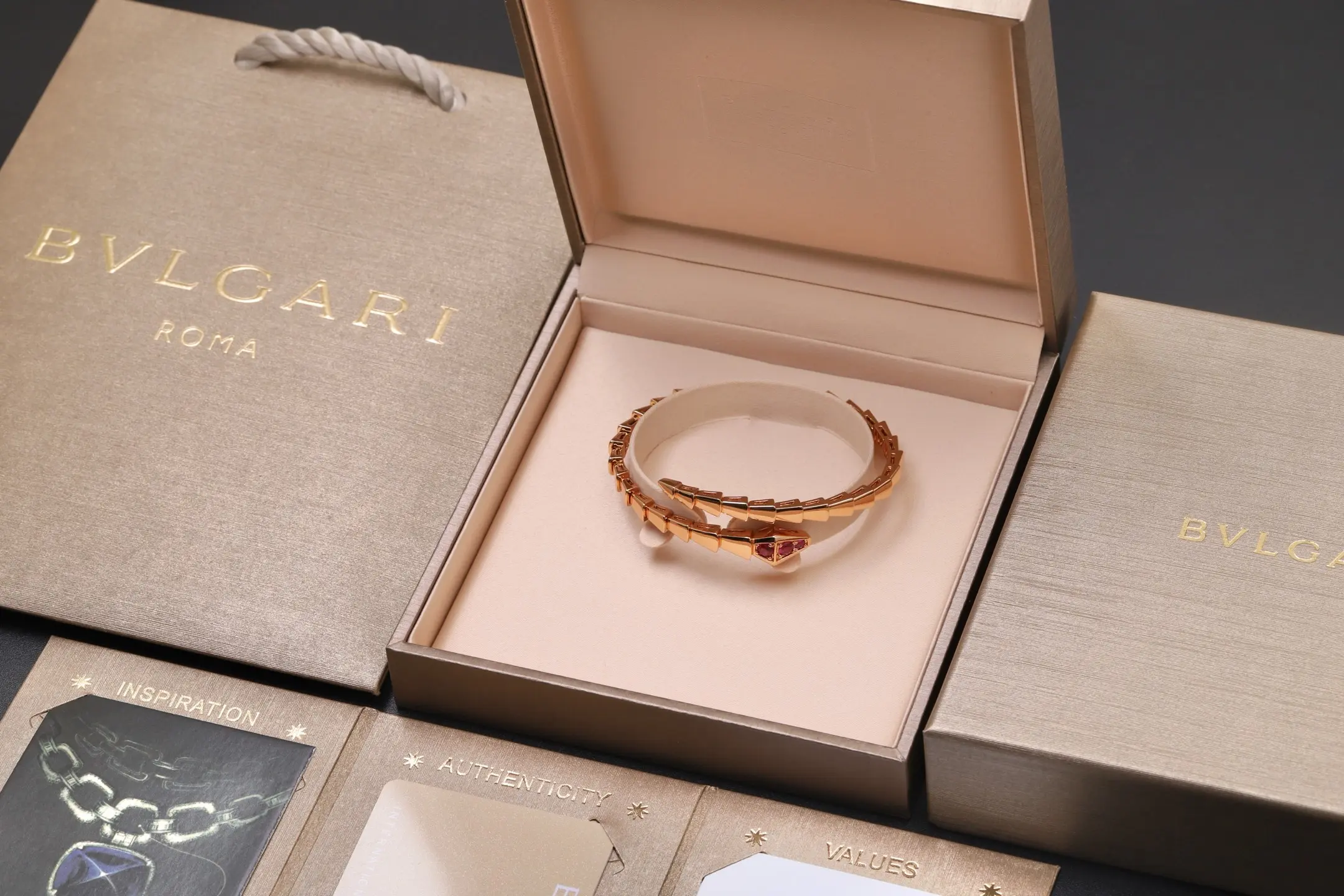 Serpenti Viper Ruby-Set Coil Bracelet D23517737 — view 7