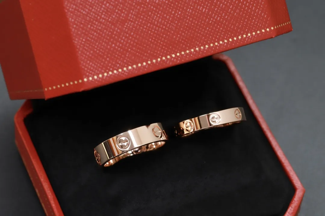 Love Screw Motif Band Ring (Gold-Plated Brass) D14017077 — view 6