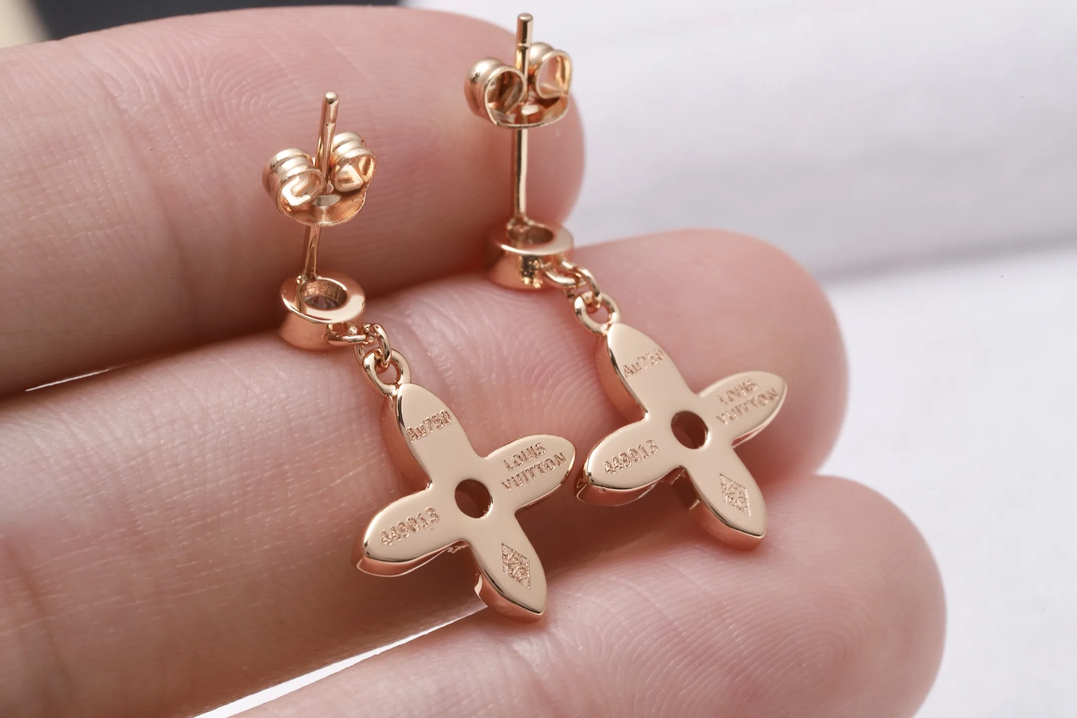 Monogram Flower Crystal Drop Earrings D11016807 — view 6