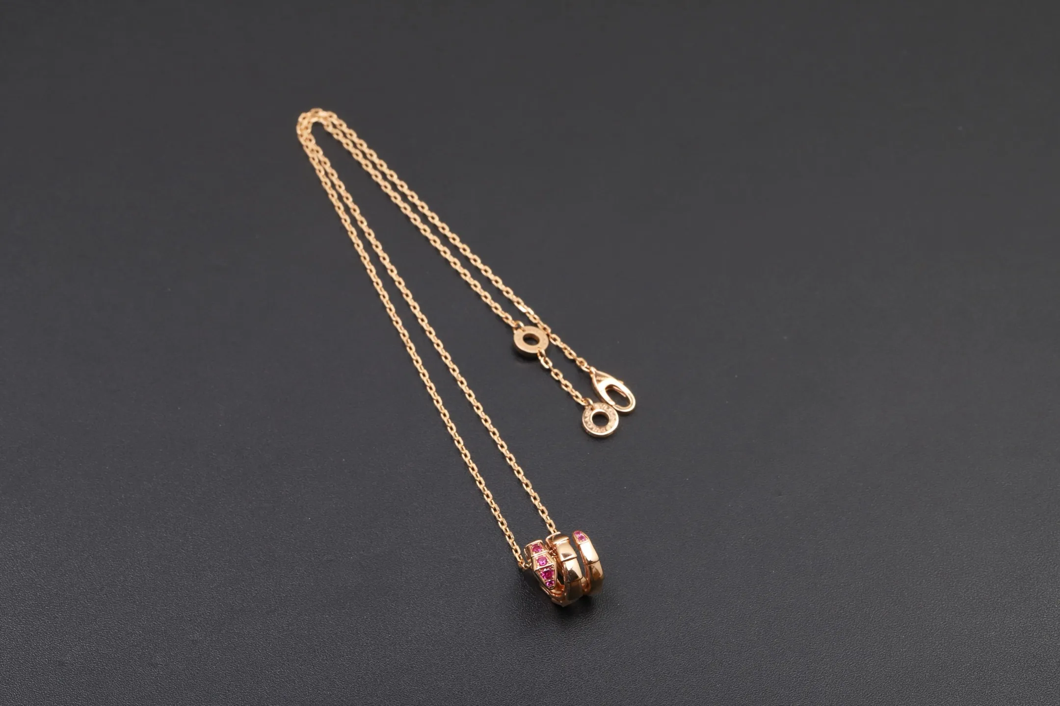 Serpenti Viper Pendant Necklace (Sterling Silver) D19017736 — view 4