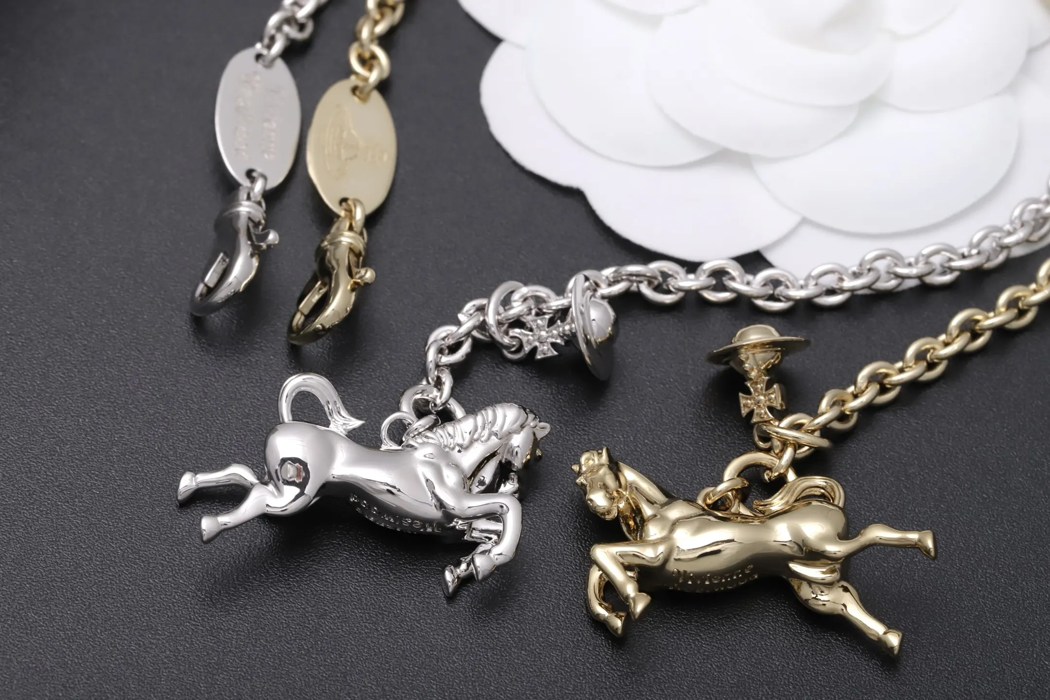 Vivienne Westwood Horse Pendant Necklace D14016999 — view 7