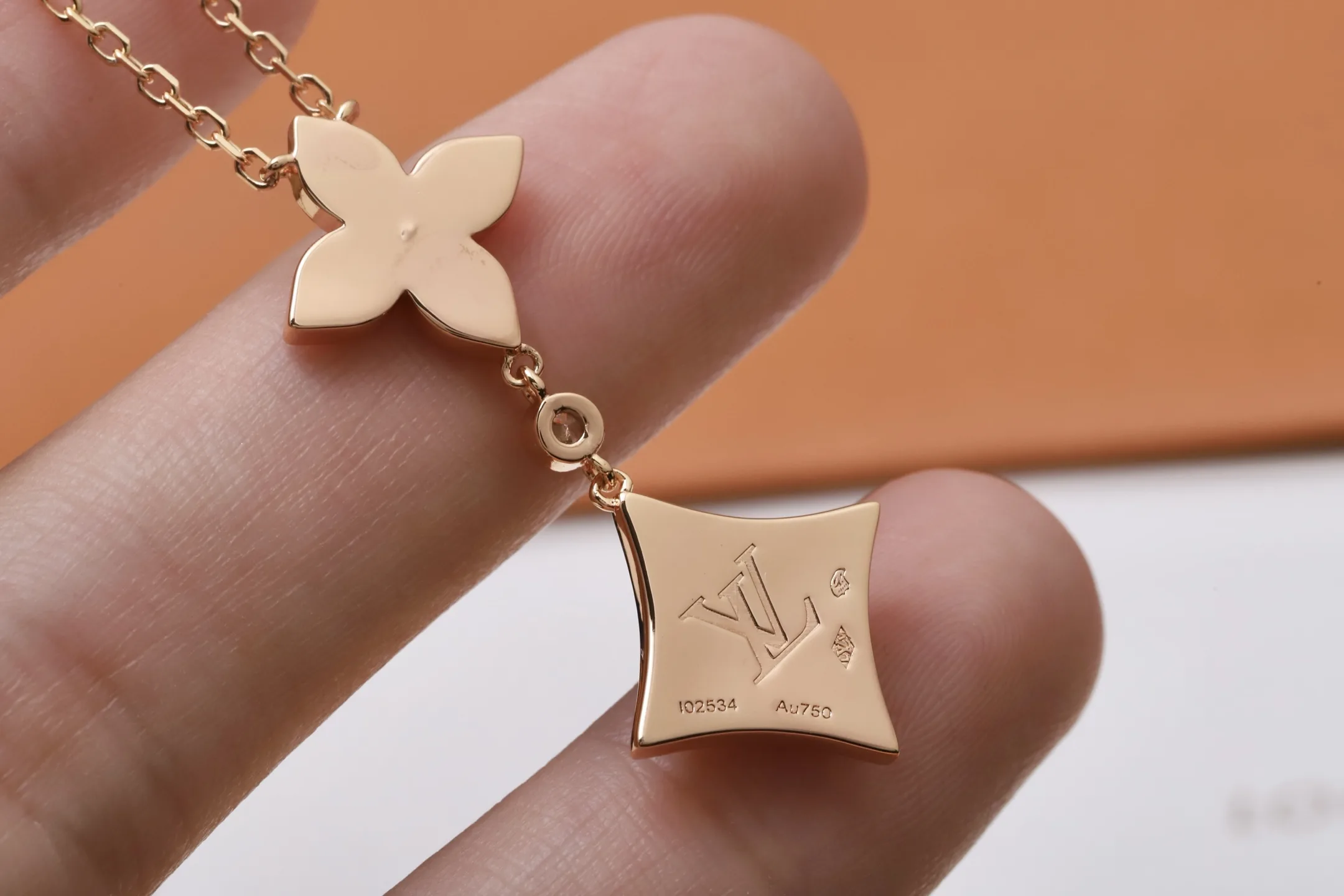 Color Blossom Double Star Pendant Necklace (Sterling Silver) D29016755 — view 5