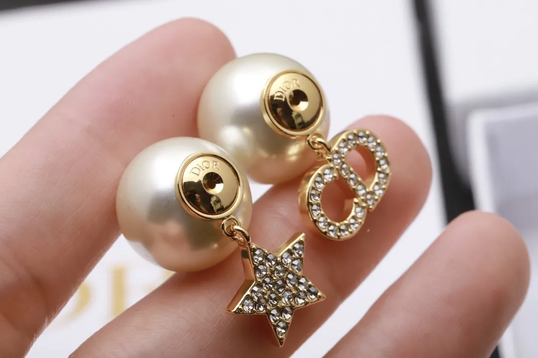 Tribales CD Star Crystal Earrings (Gold-Plated Brass) D14016679 — view 4