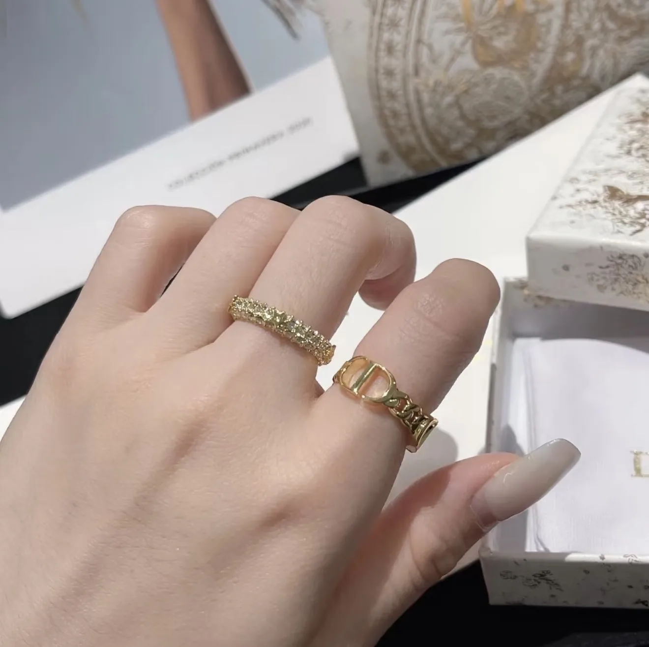 Crystal-Embellished CD Logo Ring Set D15017185 — view 8