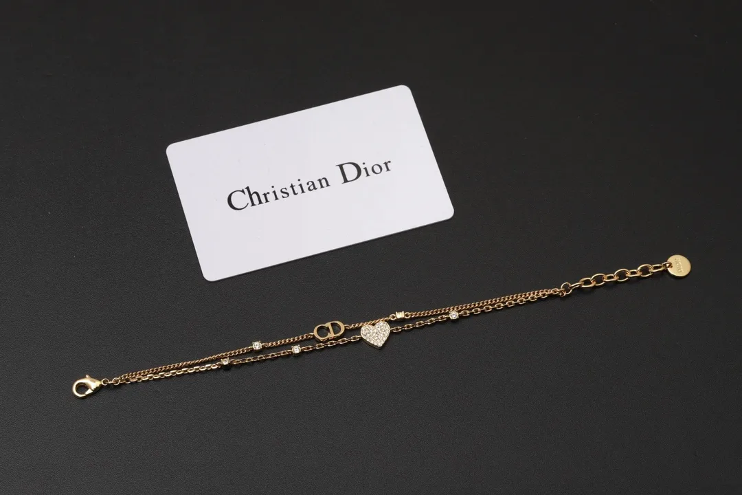 Crystal Heart Charm Bracelet (Gold-Plated Brass) D13517468 — view 7