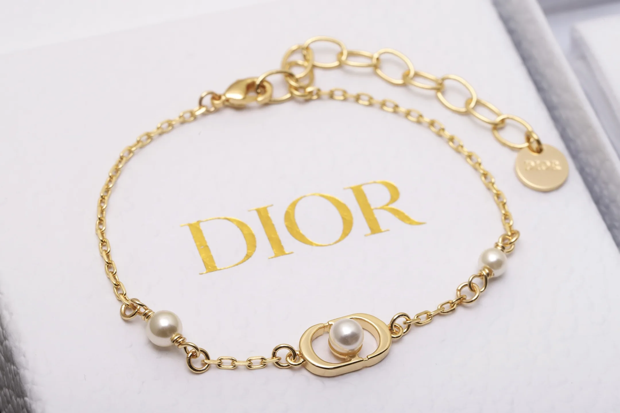 CD Navy Pearl Bracelet (Gold-Plated Brass) D11017635 — view 3