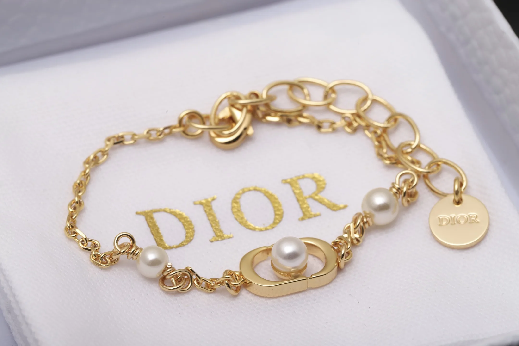 CD Navy Pearl Bracelet (Gold-Plated Brass) D11017635 — view 7