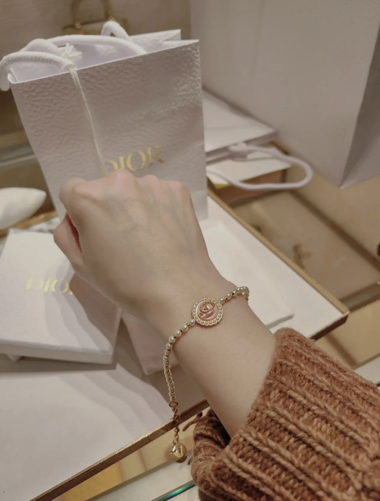Dior Resin Bead and Faux Pearl Flower Bracelet D16517254 — view 9