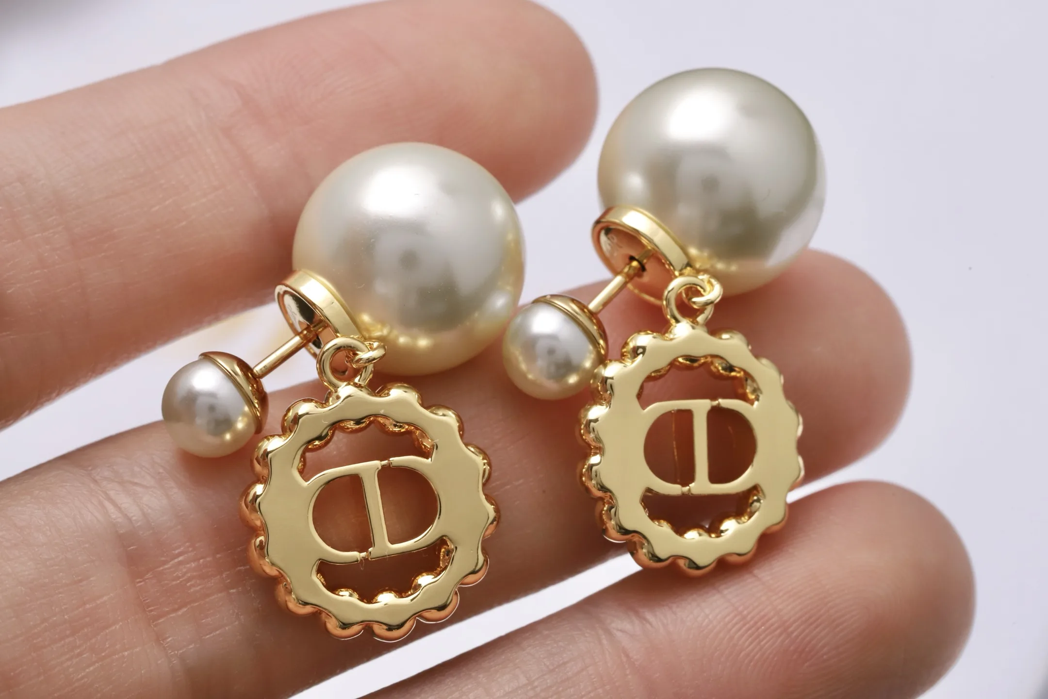 CD Navy Resin Pearl Drop Earrings D14017209 — view 5