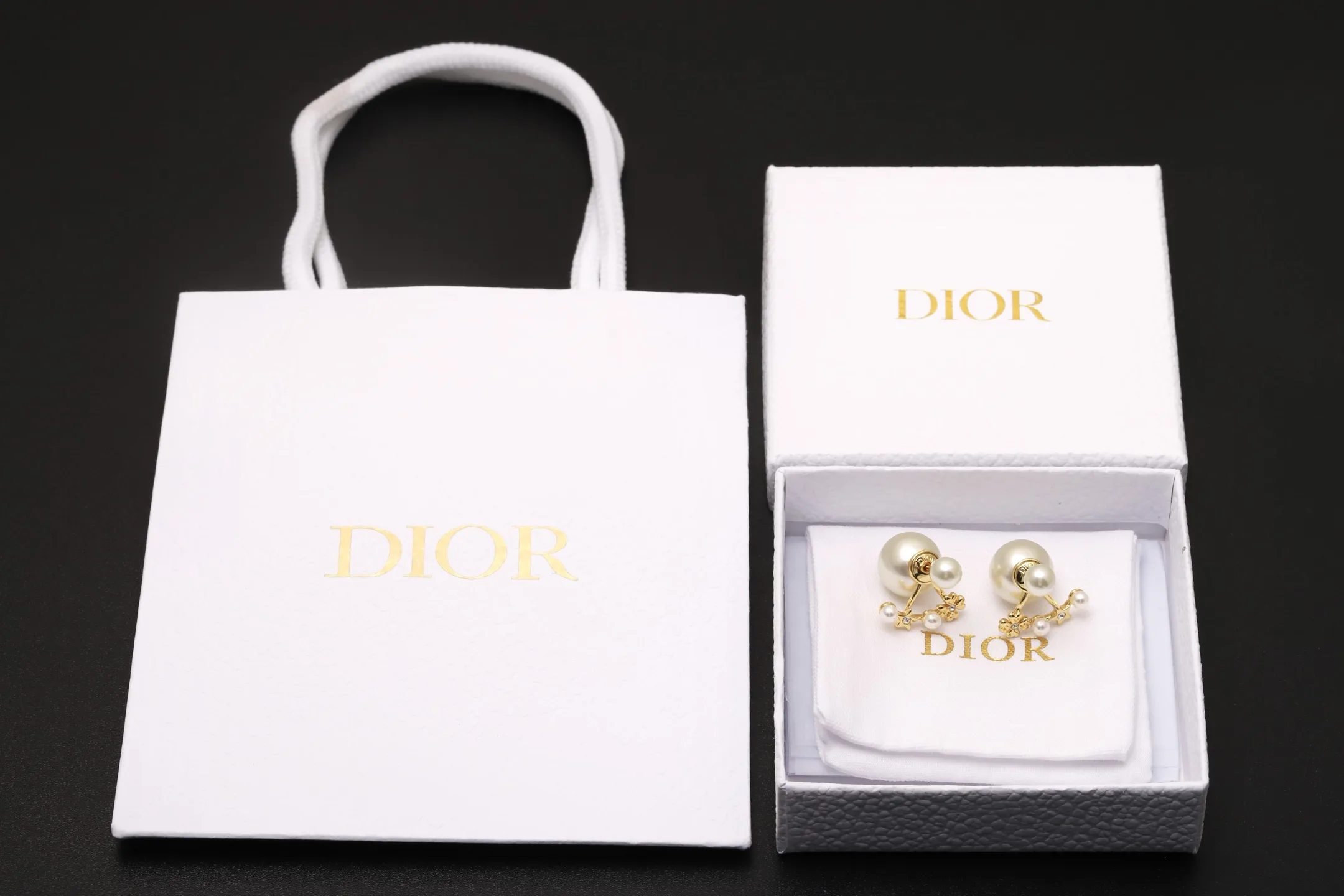 Dior Tribales Star and Clover Pearl Earrings D11517497 — view 2