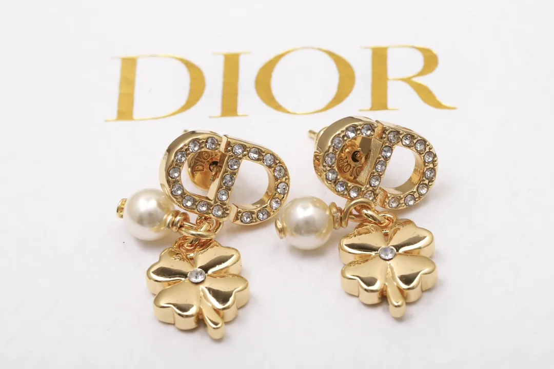 CD Logo Clover and Pearl Drop Earrings D12017292 — view 7