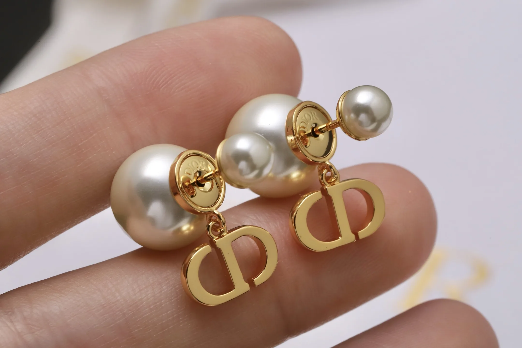 Dior Tribales CD Logo Pearl Earrings D14016673 — view 4