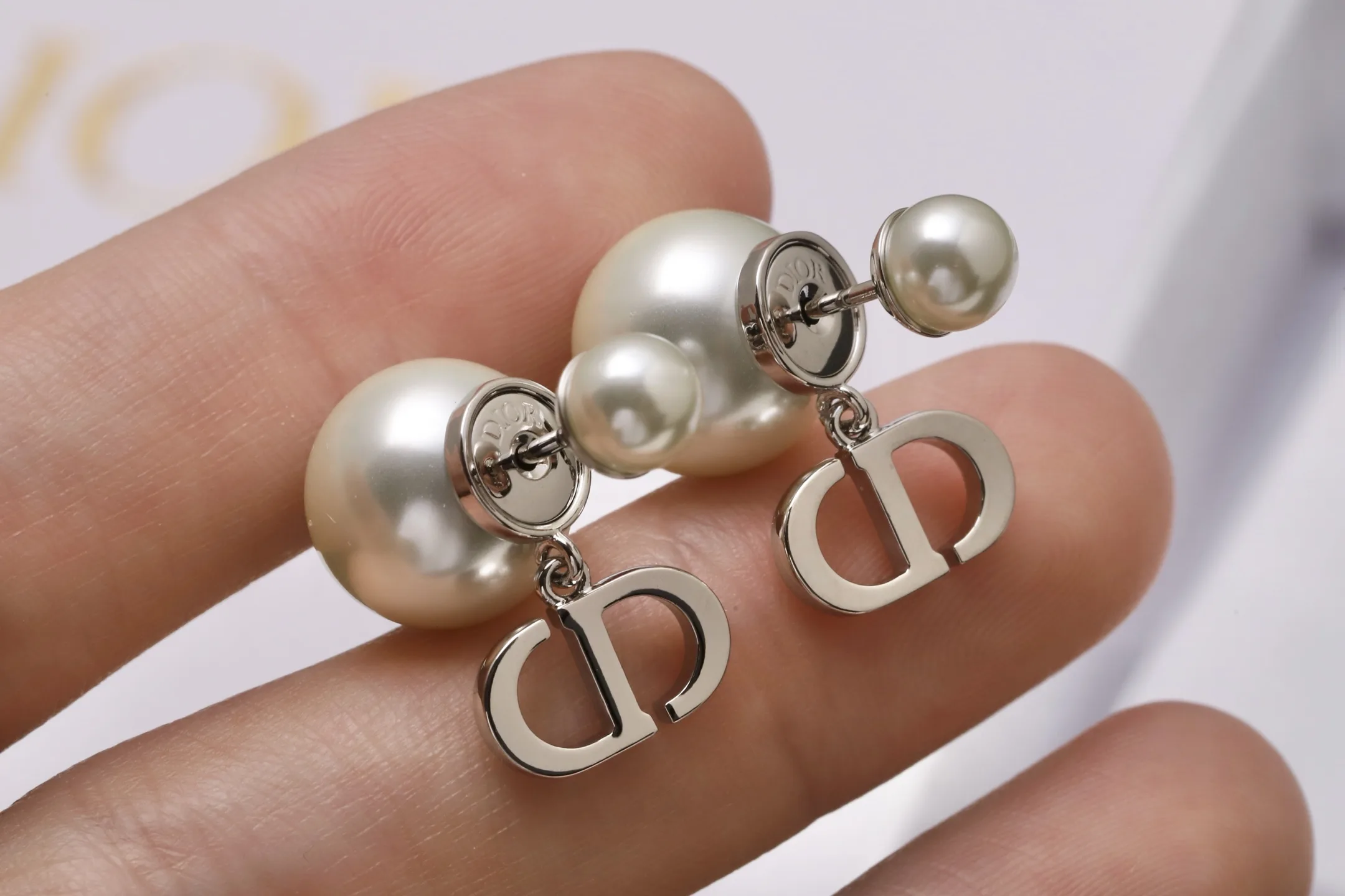 Dior Tribales CD Logo Pearl Earrings D14016673 — view 5