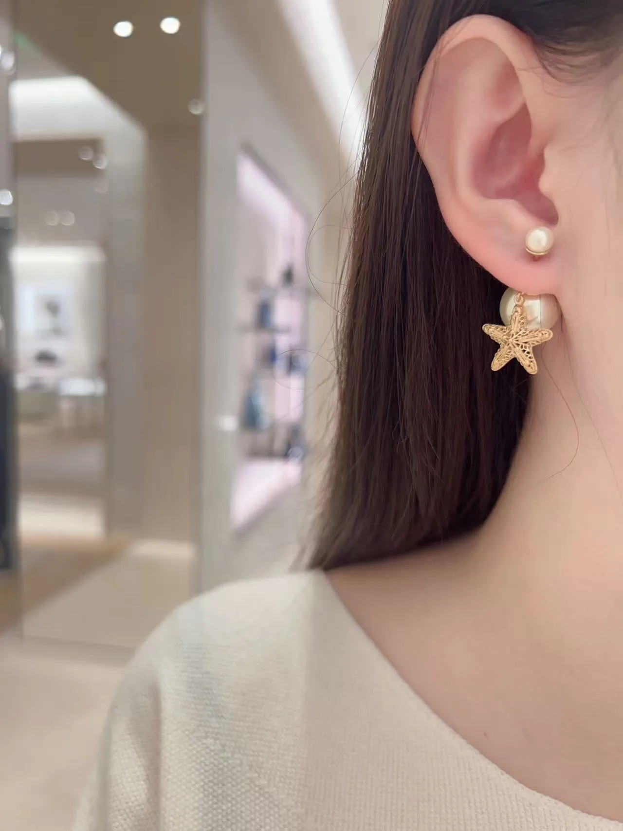 Dior Tribales Starfish Pearl Earrings D12517598 — view 9