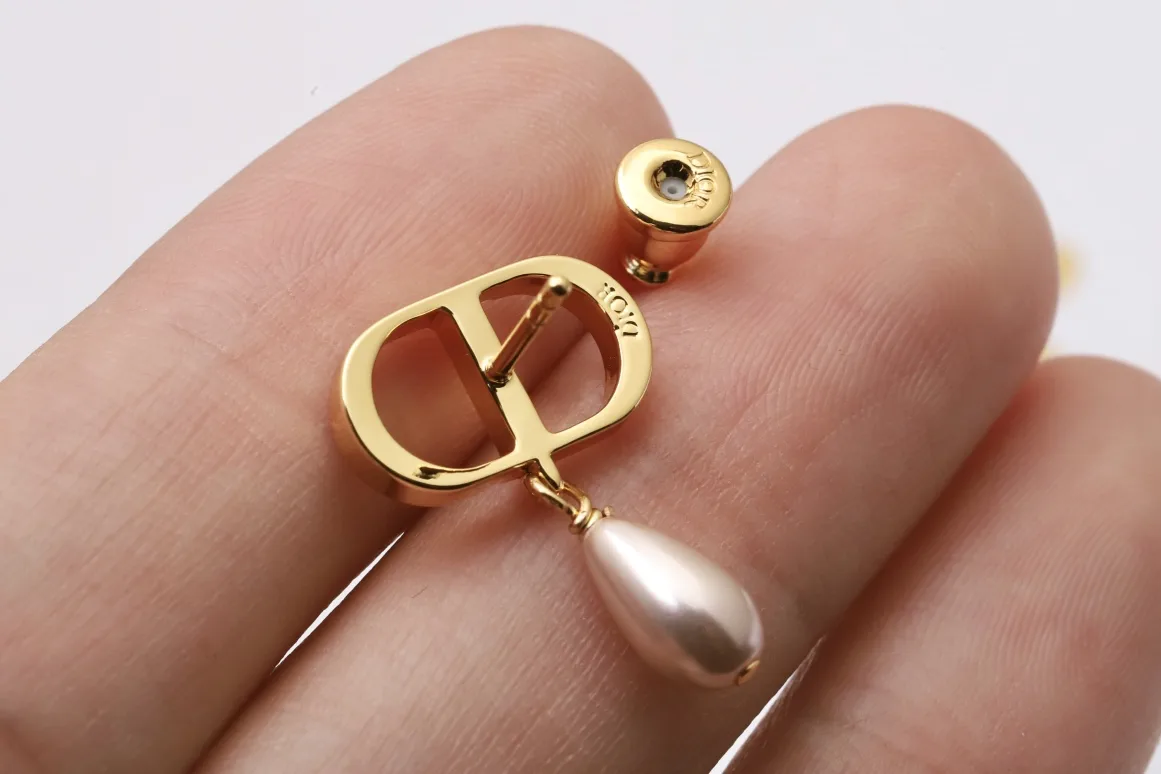 CD Logo Drop Pearl Earrings D13517726 — view 7