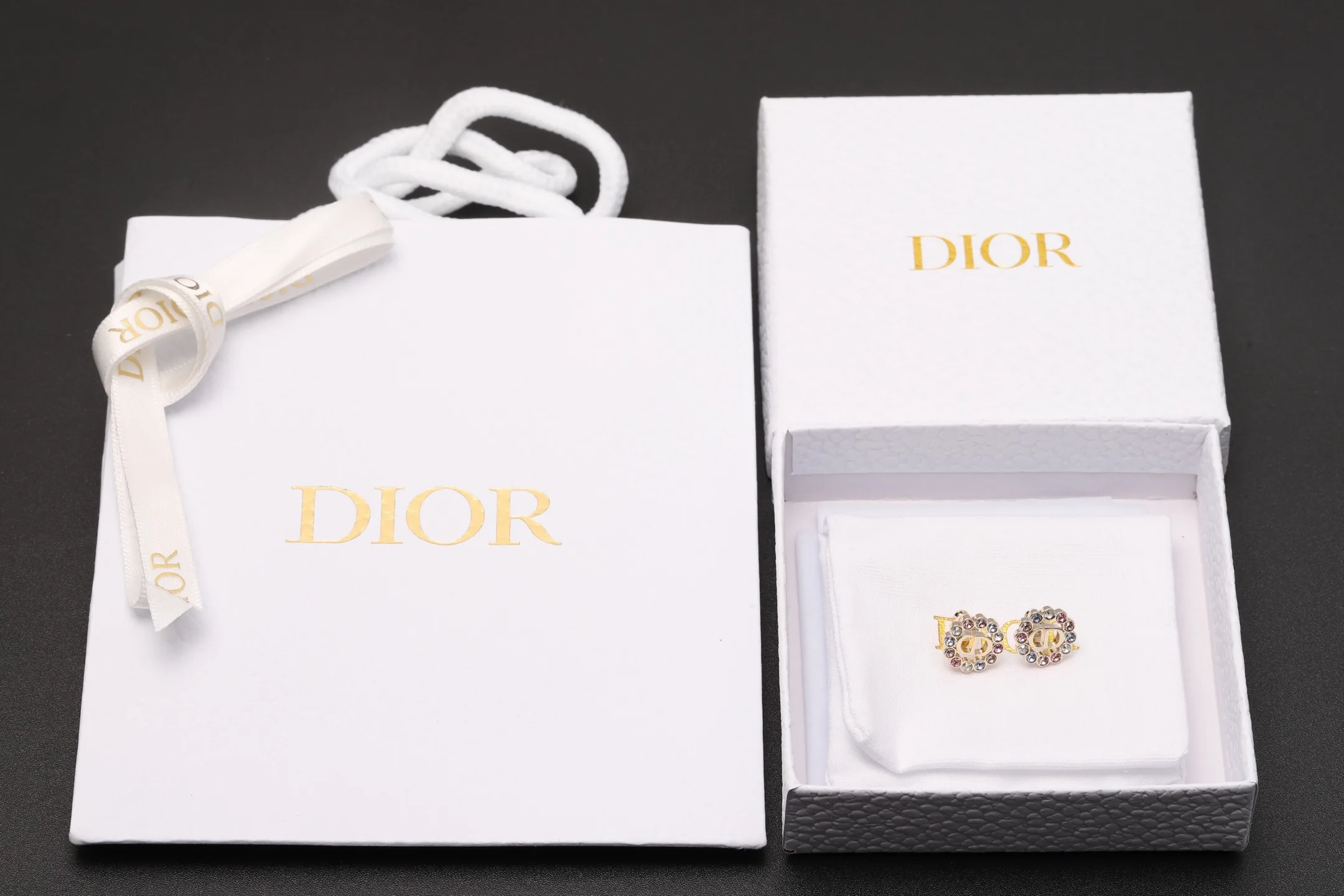 CD Logo Crystal-Embellished Stud Earrings D14017101 — view 2