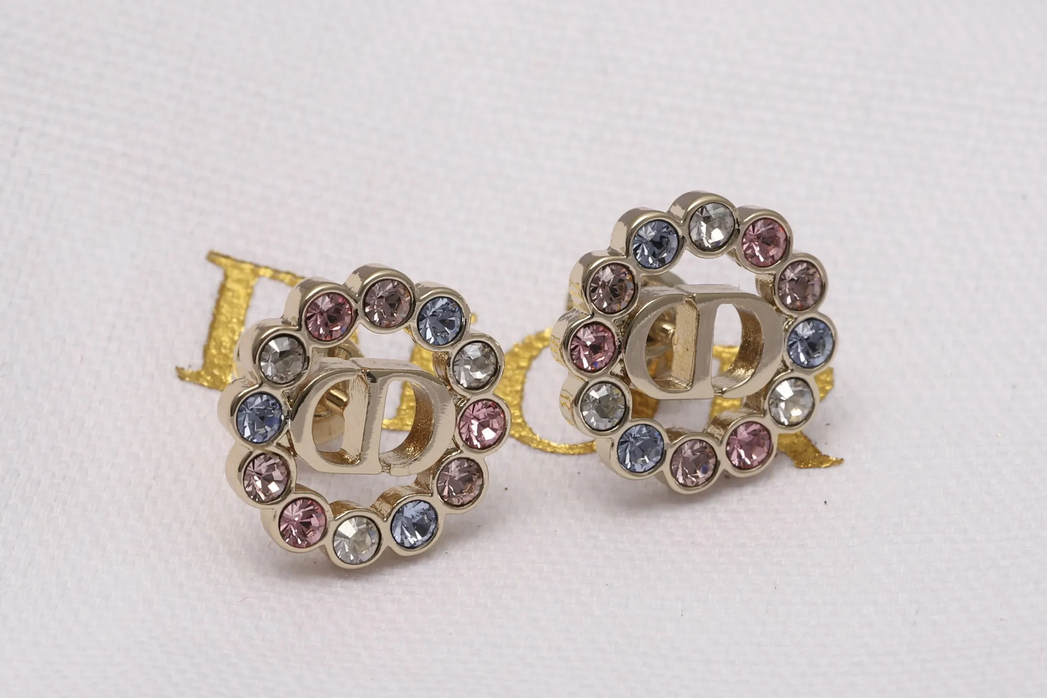 CD Logo Crystal-Embellished Stud Earrings D14017101 — view 3