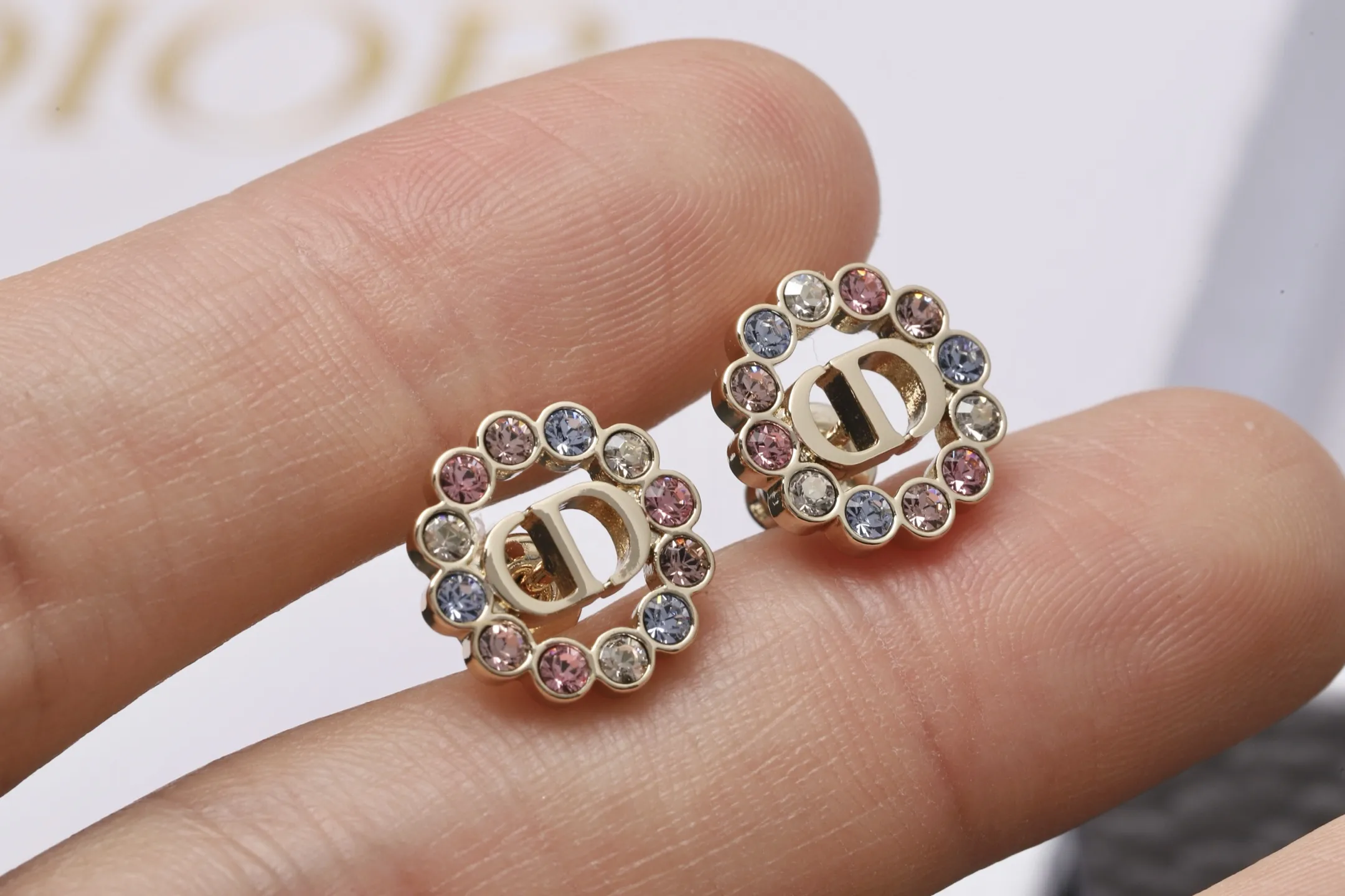 CD Logo Crystal-Embellished Stud Earrings D14017101 — view 8