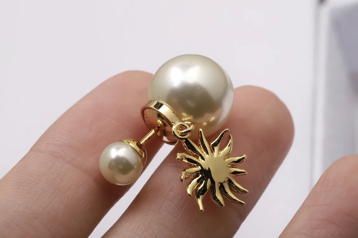Dior Tribales Sunflower Resin Pearl Earrings D12517288 — view 5