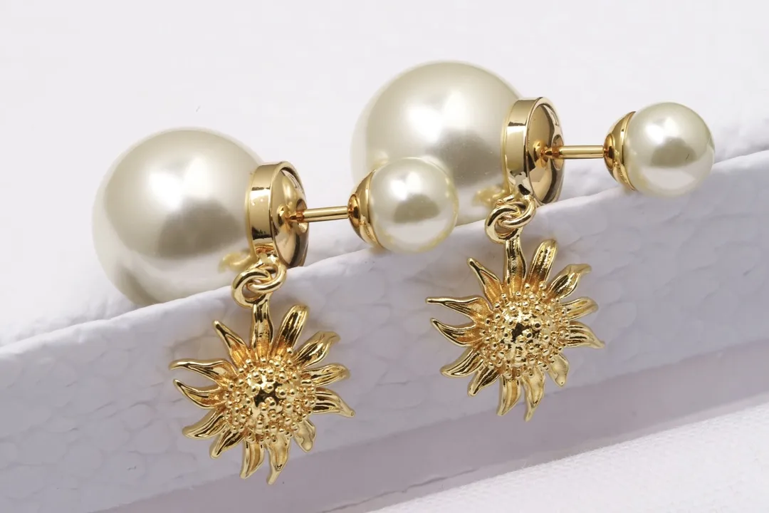 Dior Tribales Sunflower Resin Pearl Earrings D12517288 — view 7