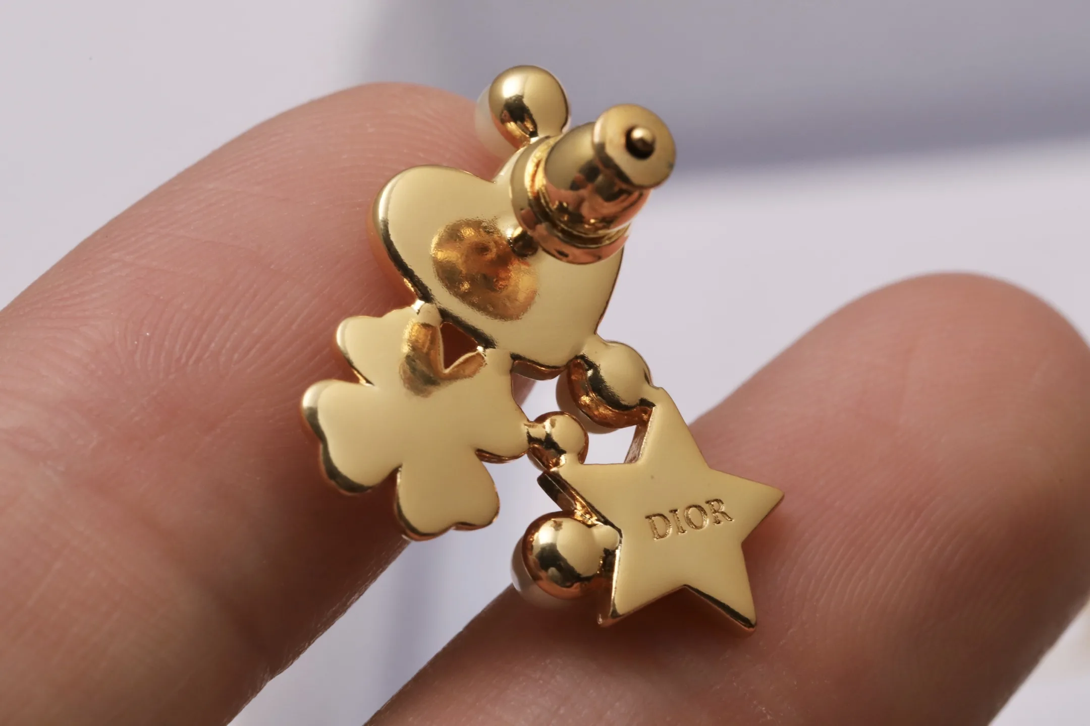CD Heart Star and Clover Stud Earrings with Resin Pearls D14016678 — view 6