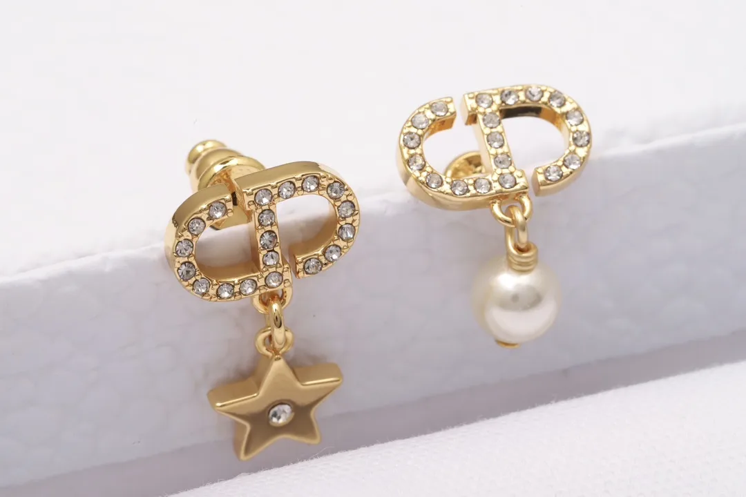 Petit CD Star and Resin Pearl Earrings D11017289 — view 3