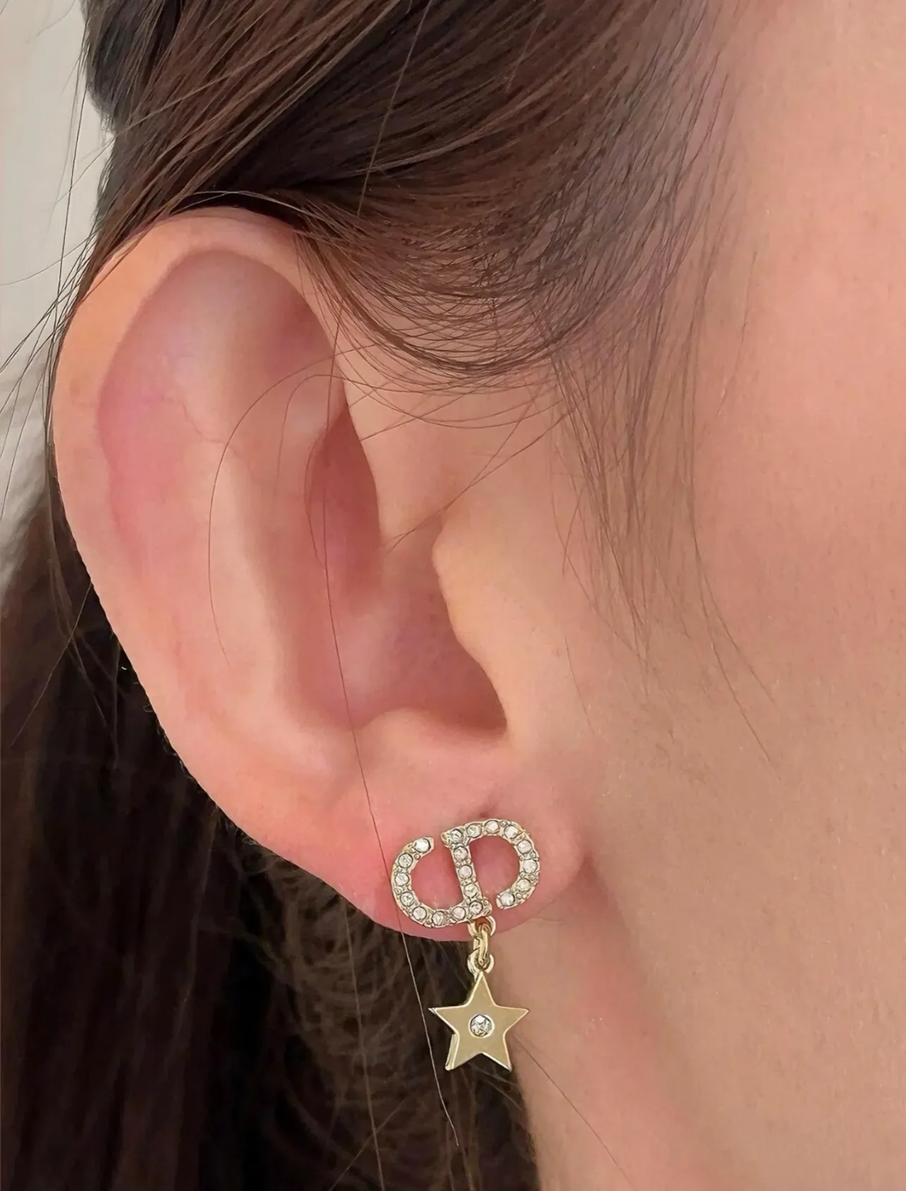 Petit CD Star and Resin Pearl Earrings D11017289 — view 8